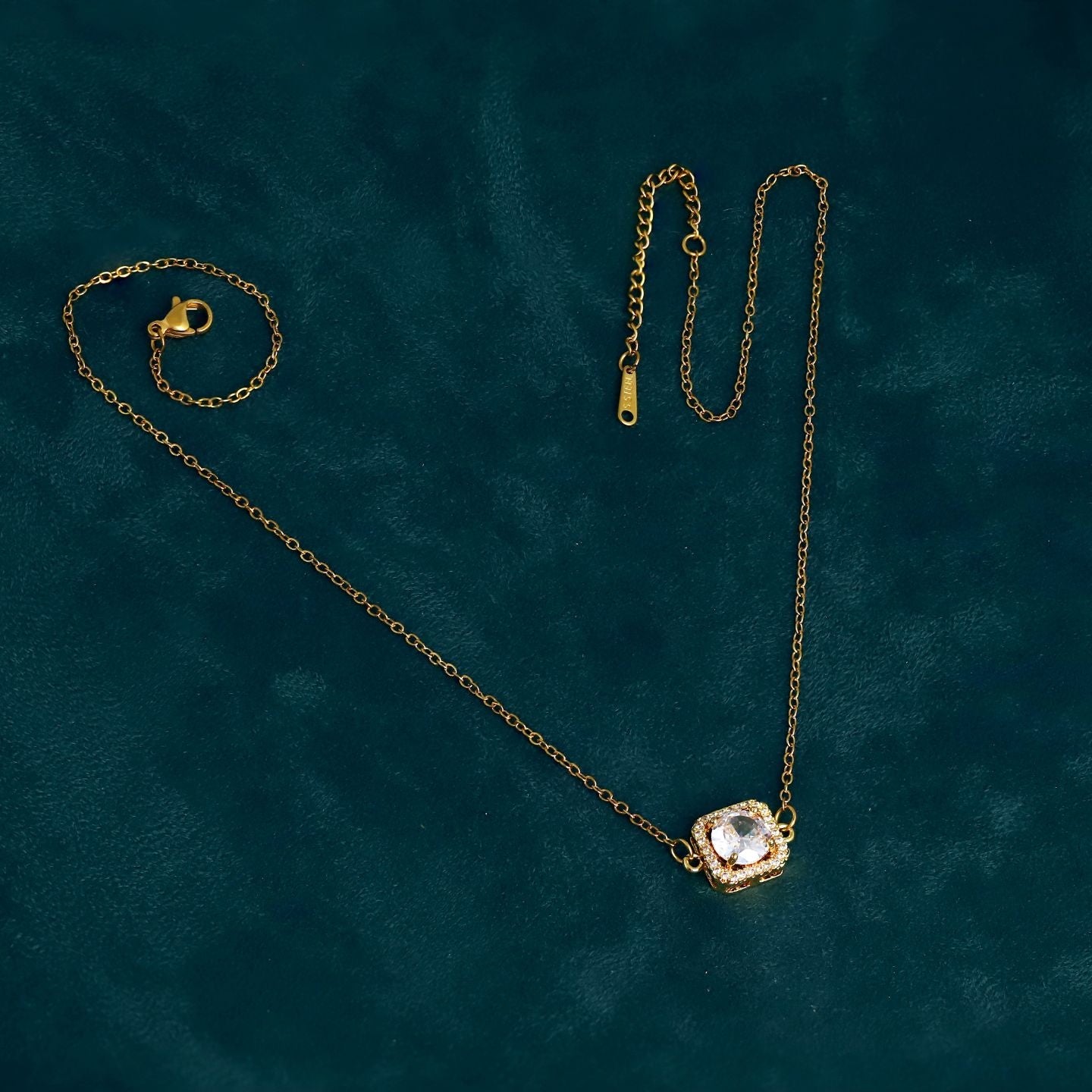 Dimond Pemdent Necklace Anti Tarnish