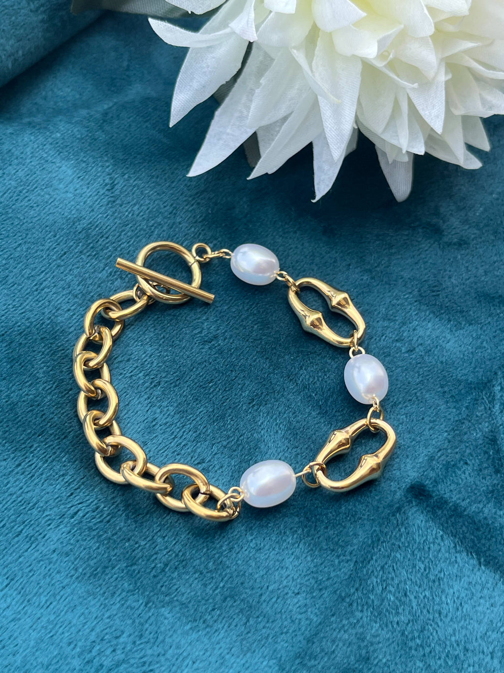 White Peart Bracelets