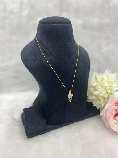 3D Flower Pendent Necklace Anti Tarnish