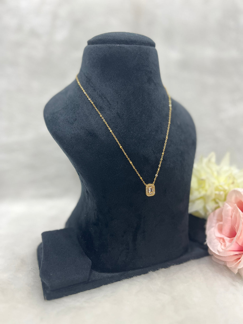 Royal Pendent Necklace Anti Tarnish