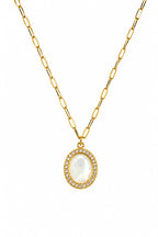 Pearl Oval Pendant Necklace