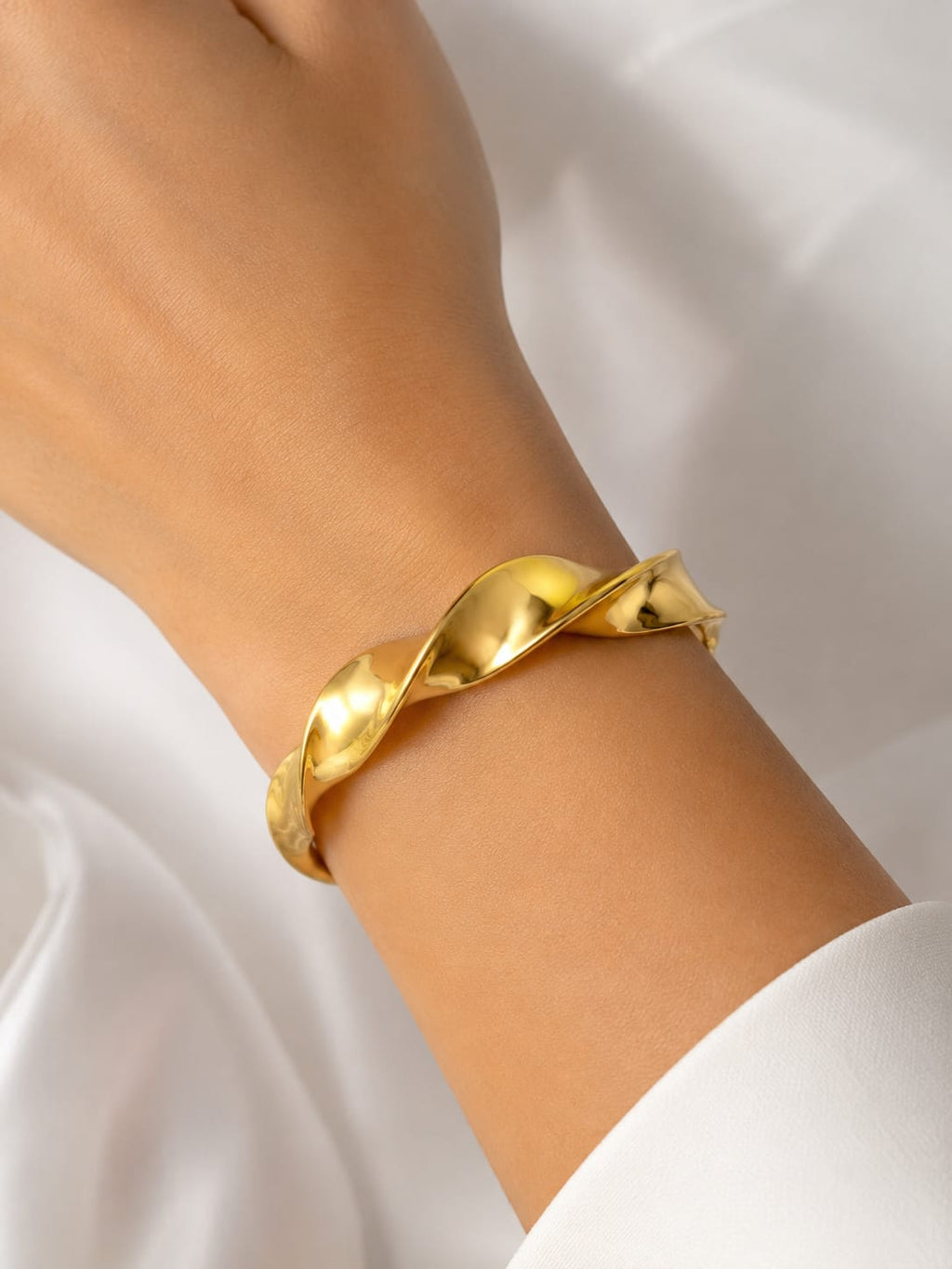 Twisted Wave Kada