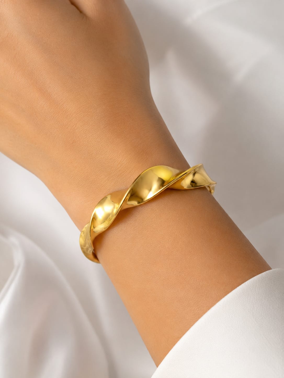 Twisted Wave Kada
