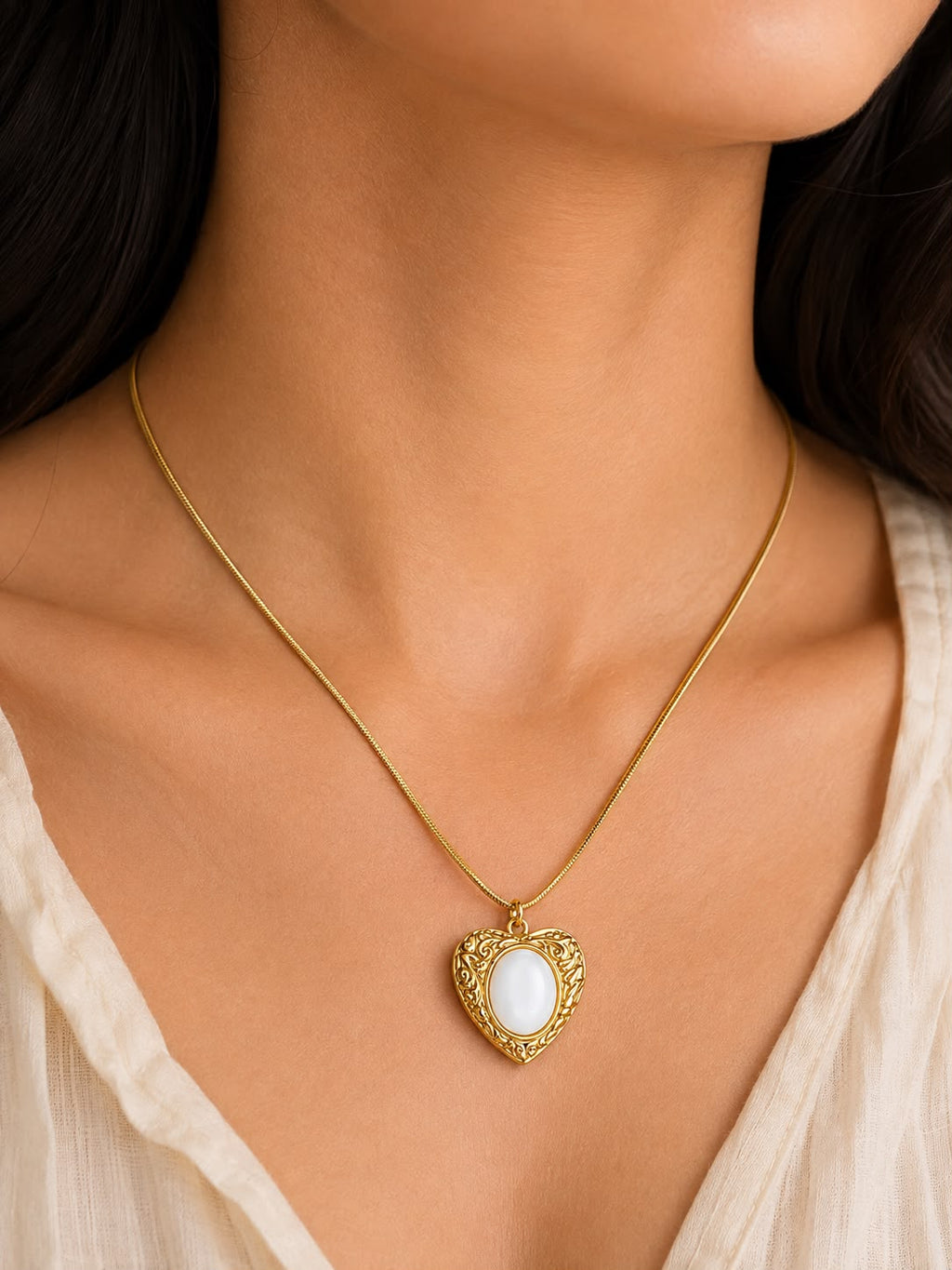 White Heart Stone Pendant Necklace