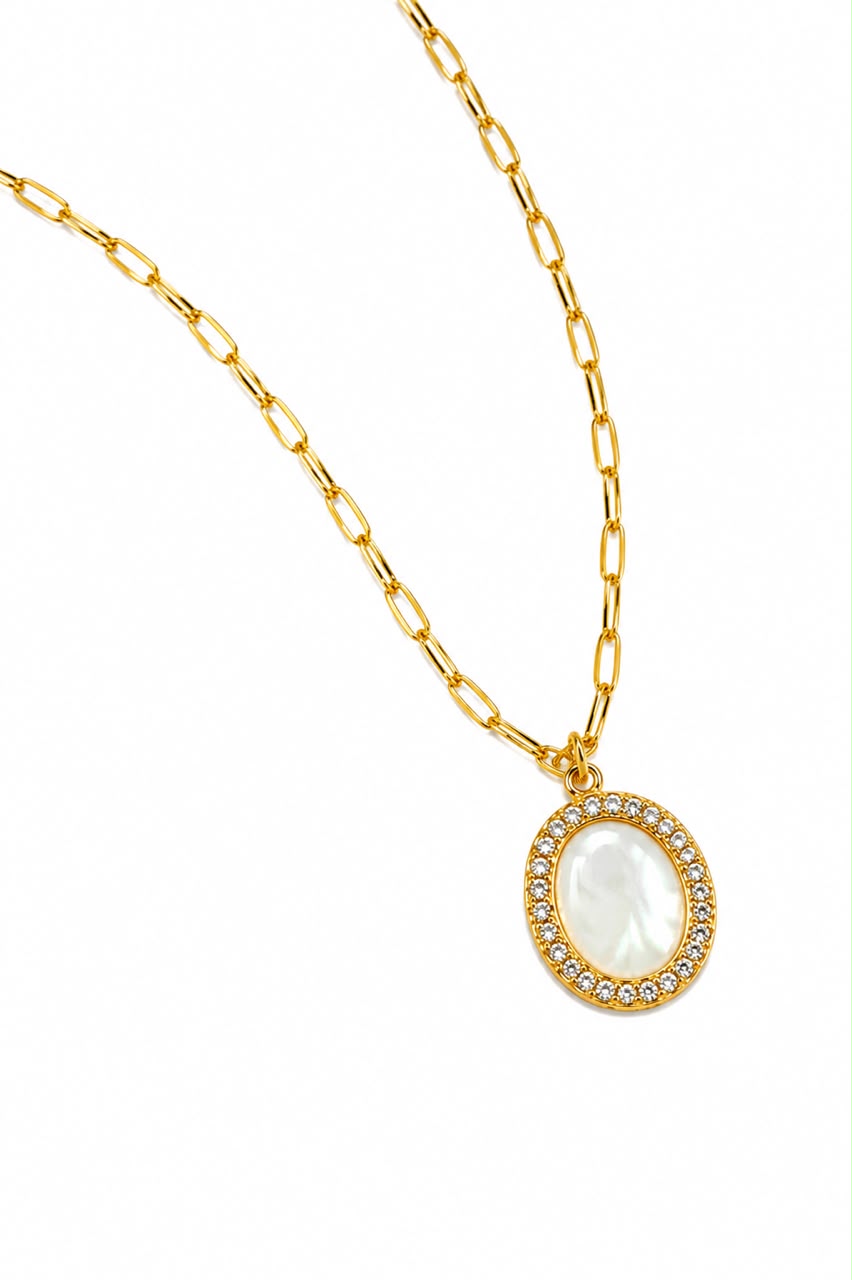 Pearl Oval Pendant Necklace